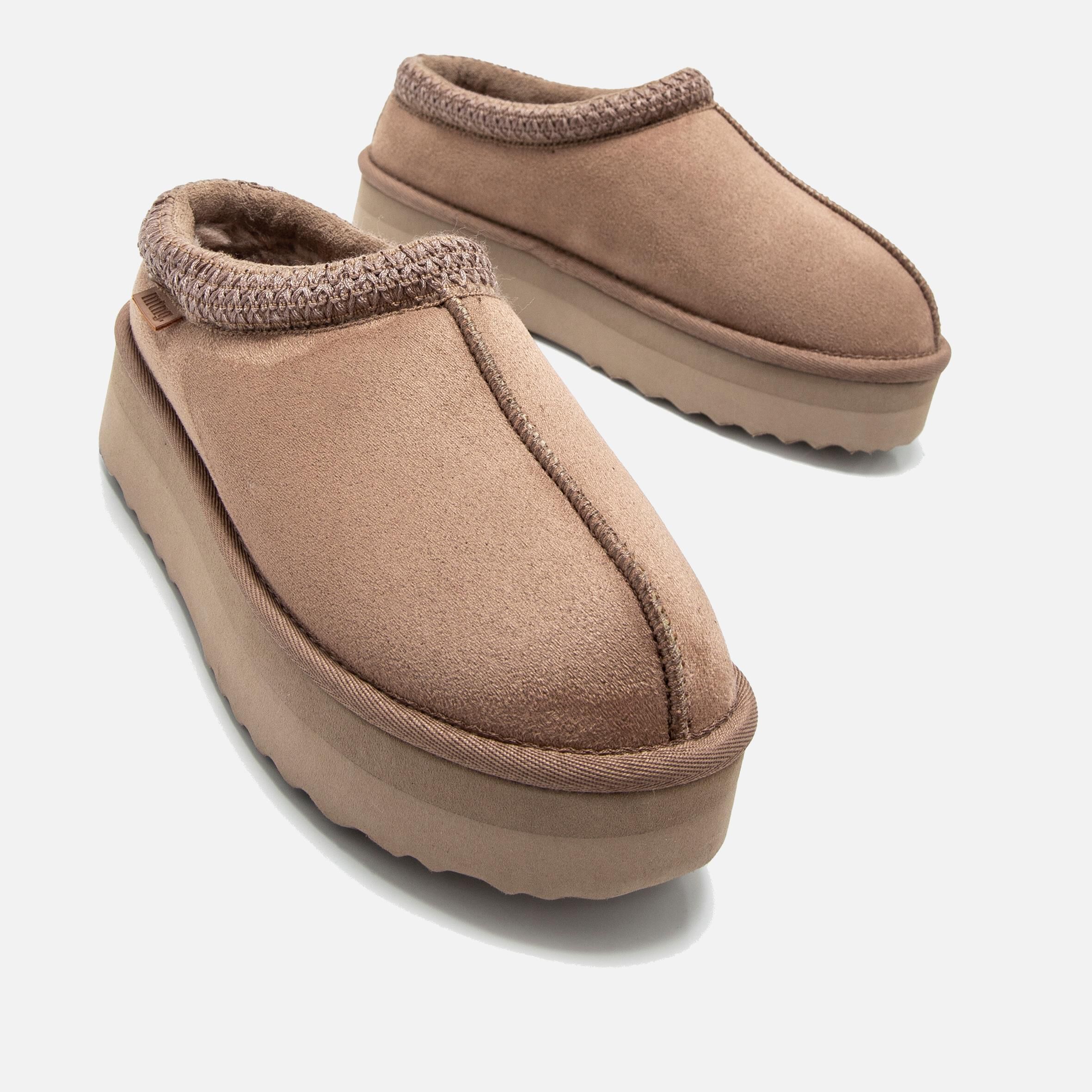 Nivia slippers sale